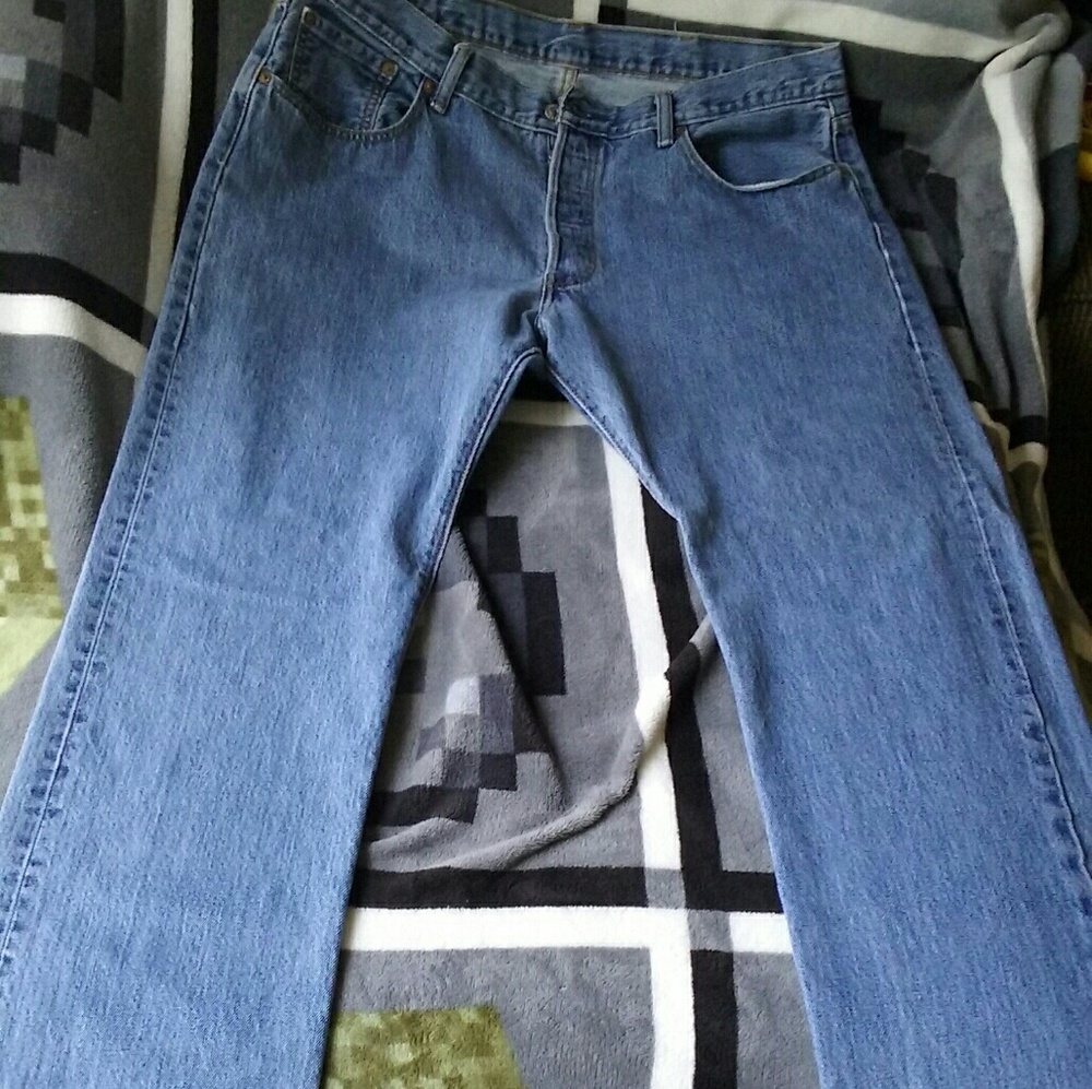"Levi Jeans" Men's.